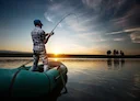 Les avantages de la libération des poissons capturés incluent le fait que certains des poissons relâchés survivent, ce qui réduit le dépeuplement. Mais cela ne se produit