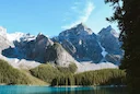LA CHASSE DANS LA RÉGION DE L'ALBERTA, CANADA: CARACTÉRISTIQUES GÉOGRAPHIQUES, ESPÈCES EMBLÉMATIQUES, ET CALANDRIER DES SAISONS DE CHASSE

L'Alberta, province de l'Ouest 