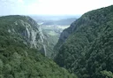 Слова́цкий Карст
(словацк. Slovenský kras) — горный массив в восточной Словакии и частично в Венгрии. С 1973 г охраняется как уникальная форма рельефа, с 1 марта 2002 г о Слова́цкий Карст
(словацк. Slovenský kras) — горный массив в восточной Словакии и частично в Венгрии. С 1973 г охраняется как уникальная форма рельефа, с 1 марта 2002 г о
