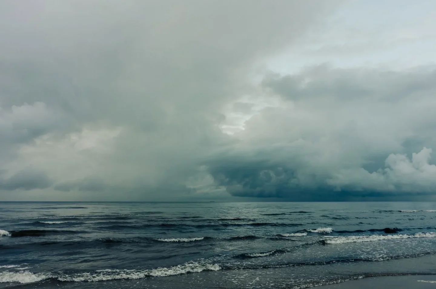 Weather Alert: New Depression Expected This Weekend in Tunisia - Storm "Harry" Leaves 5 Dead
