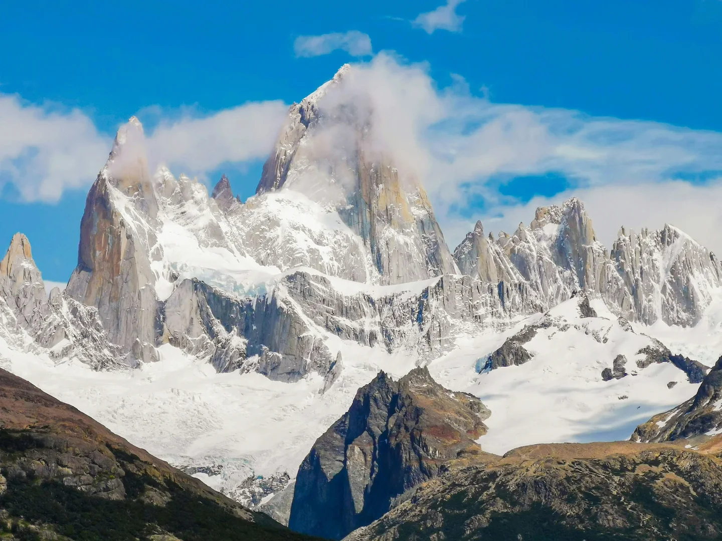 Caza en Parque Nacional Los Glaciares: geografía, tipos de caza, asociaciones de cazadores, legislación de caza y tradic…