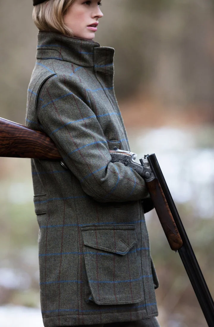 Né dans la campagne écossaise au début du 18ème siècle, tweed est complètement intrinsèque à son environnement, avec une histoire qui parle autant aux ouvriers agricoles britanniques qu'aux gardes-chasse