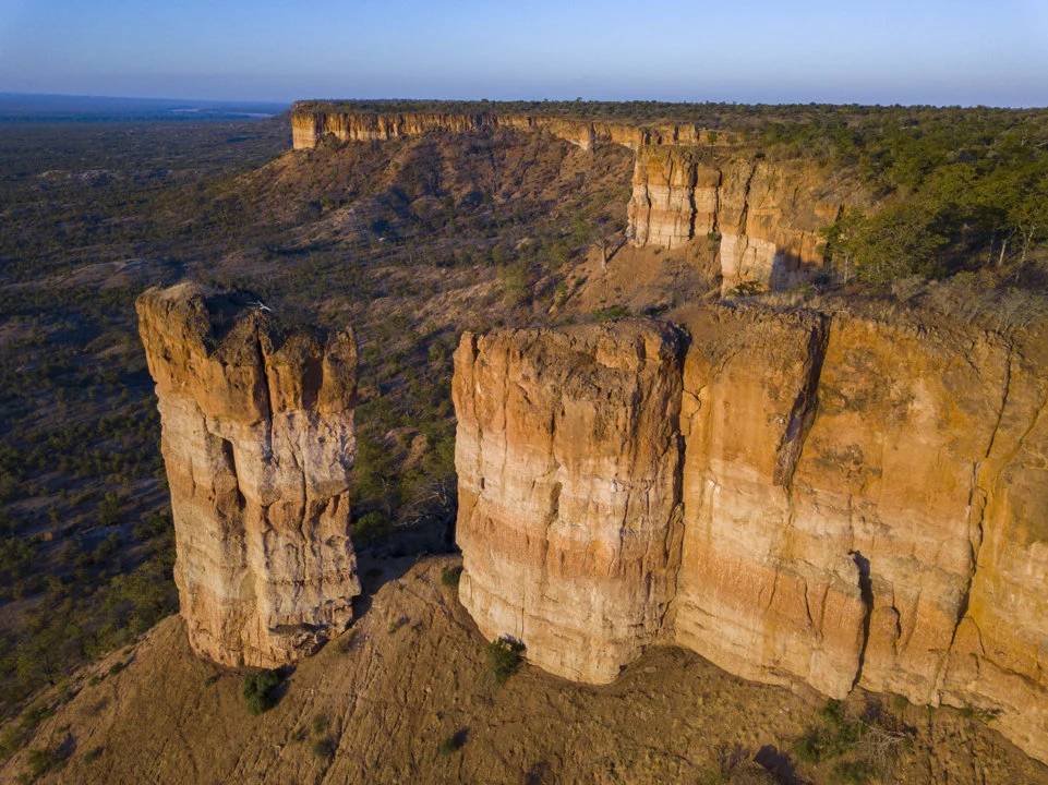 Hunting in Gonarezhou National Park, Zimbabwe: A Glimpse into Seasons, Legislation and Regional Traditions