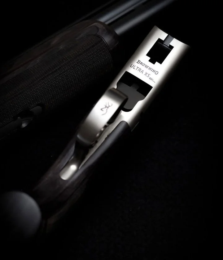 Browning Ultra XS Black Laminate 30” Shotgun Review – Specs, Price, Ballistics & Hunting Use