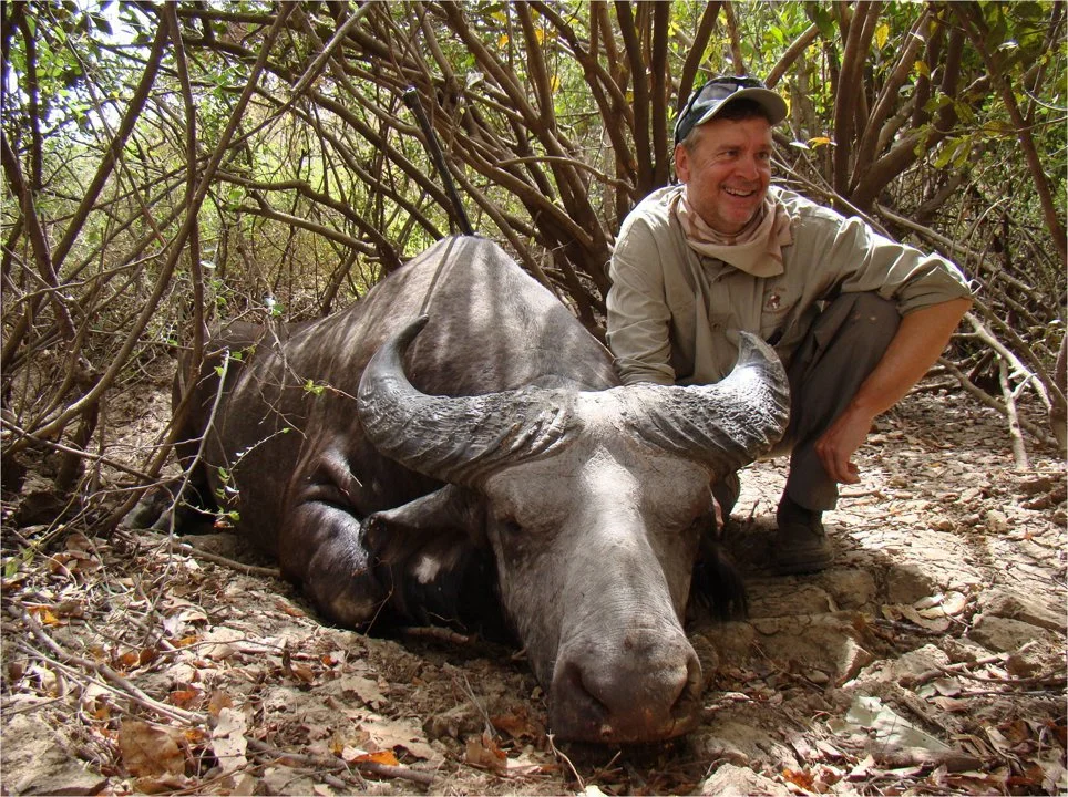 Hunting in Centre-South: Rocky bushland and millet fields, Mossi rituals, seasonal bird and mammal hunts, local elders,…