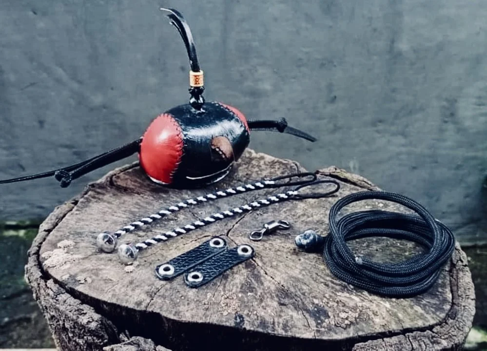 Falconry Equipment Explained: Jesses, Hoods, Gloves, and Telemetry Gear for Modern Falconers

Falconry is one of the oldest hunting traditions still practiced today, with