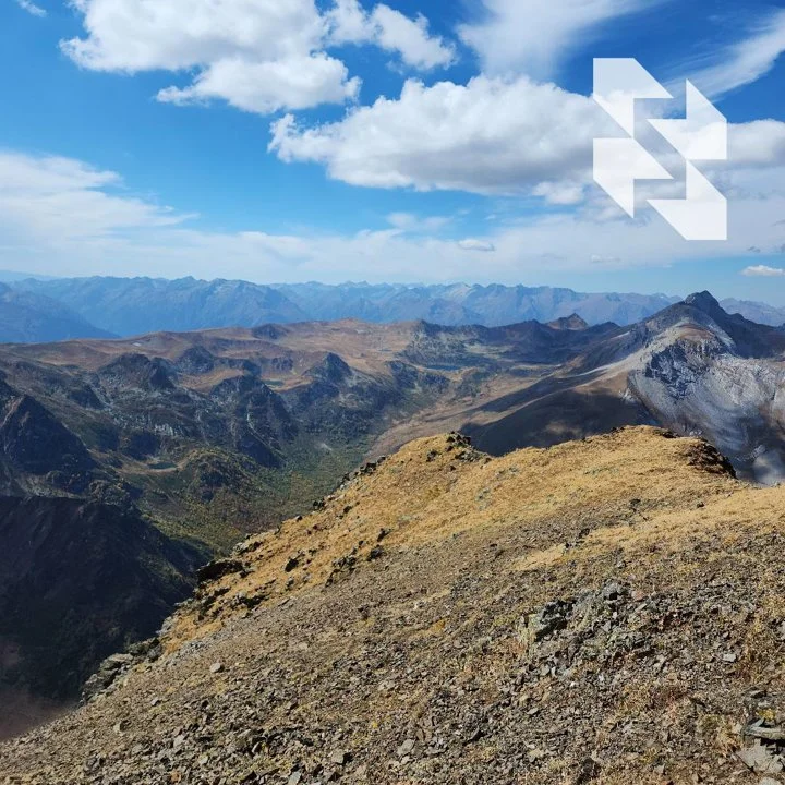 🔚 Toplo je, vruće je, kolovoz je, zviždi, listopad je...
☀️ Tijekom ljetne posezone svi su si dali vremena za sunčanje i druženje s obitelji. A sada počinje pravo vrije