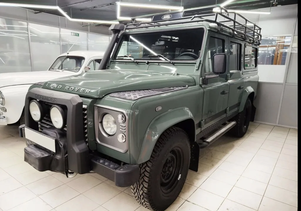 The Land Rover Defender Blaser Edition (1 of 100) - Ultimate Off-Road Luxury