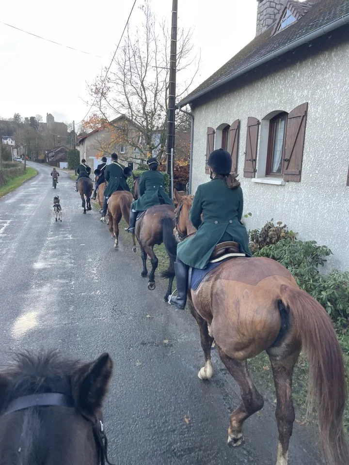 Six heures à cheval.