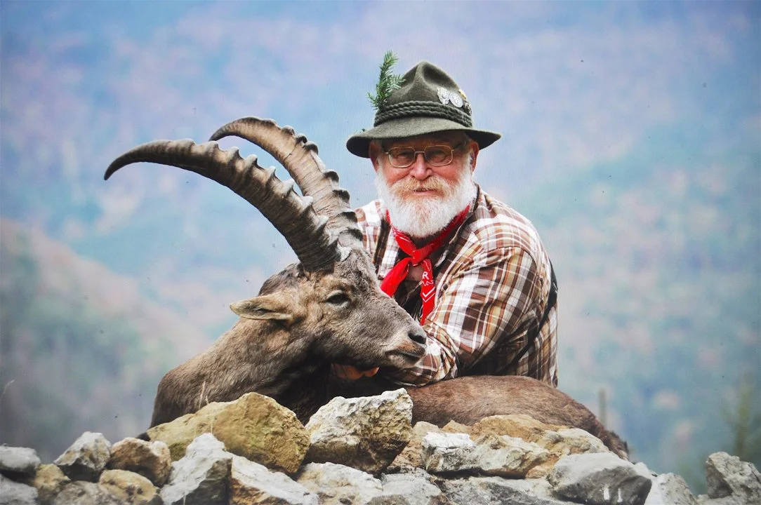 Jagd im Bezirk Appenzell (Kanton Appenzell Innerrhoden), Schweiz: Demografie, Merkmale, Besonderheiten, Jagdstrategien,… Jagd im Bezirk Appenzell (Kanton Appenzell Innerrhoden), Schweiz: Demografie, Merkmale, Besonderheiten, Jagdstrategien,…