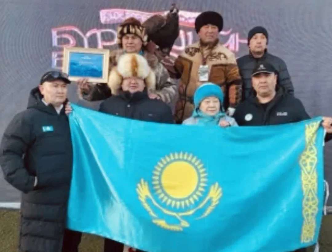 Казахстанский беркутчи покорил пьедестал чемпионата мира

В степях Монголии, где небо встречается с землей, а ветер несет вековые традиции, разворачивалась драма, достойн